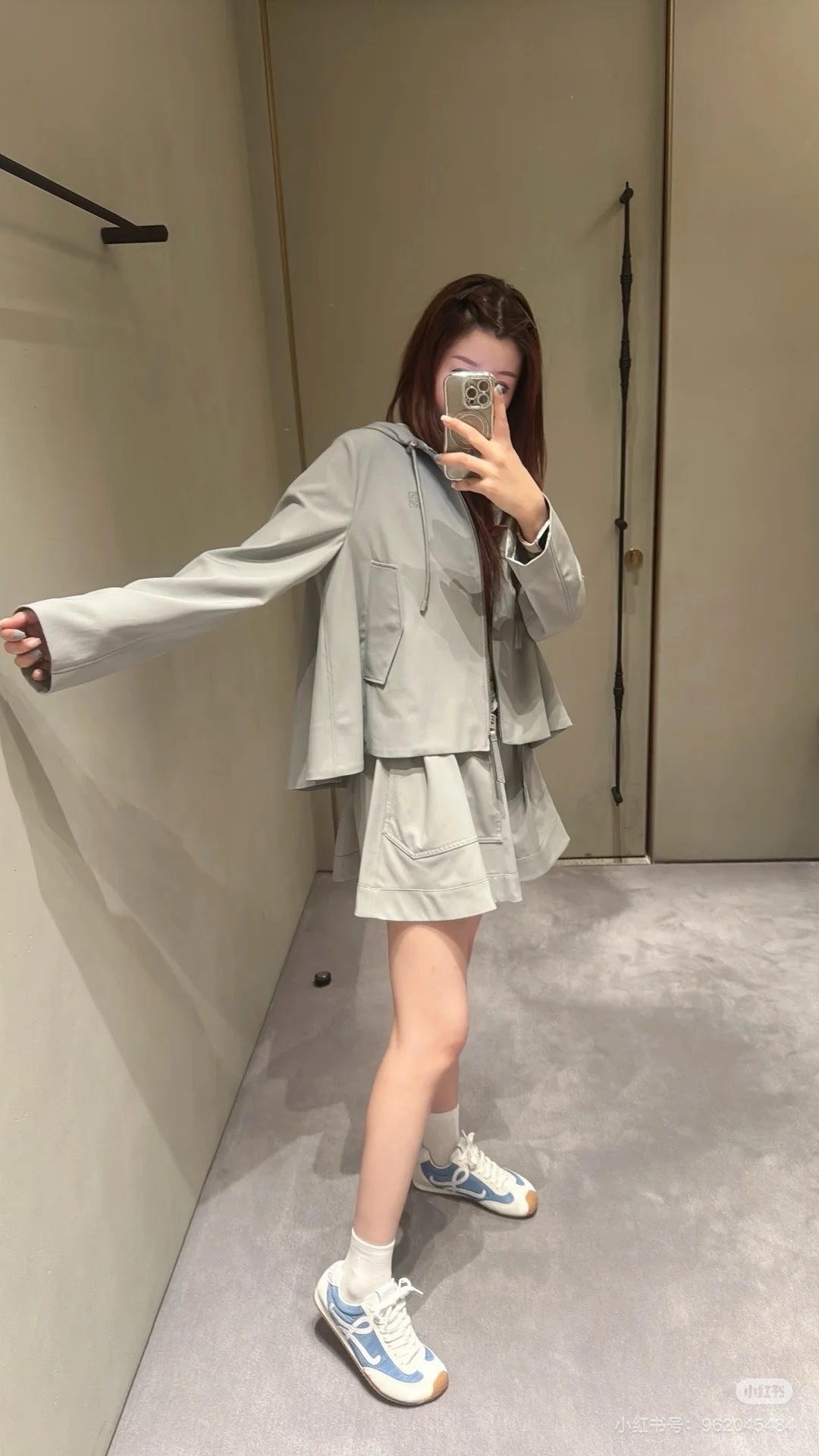 Loe 25fw hoodie jacket