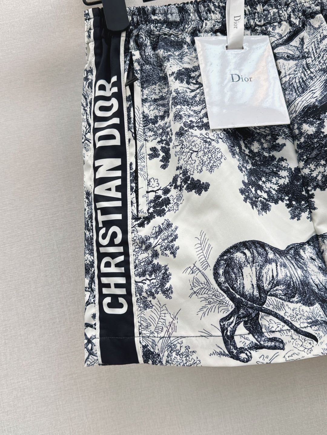 CD 25fw print short