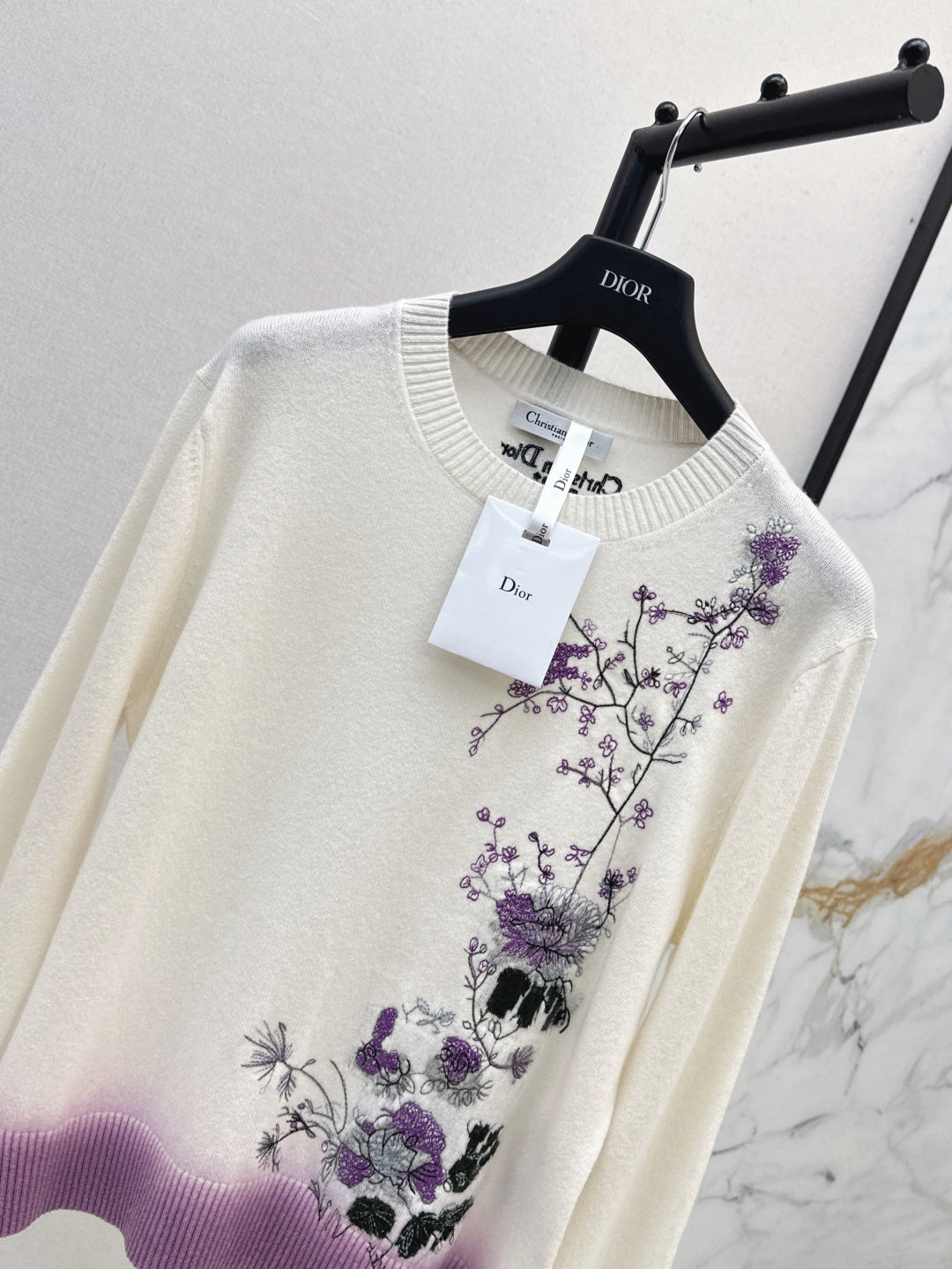 CD 25fw embroidered sweater