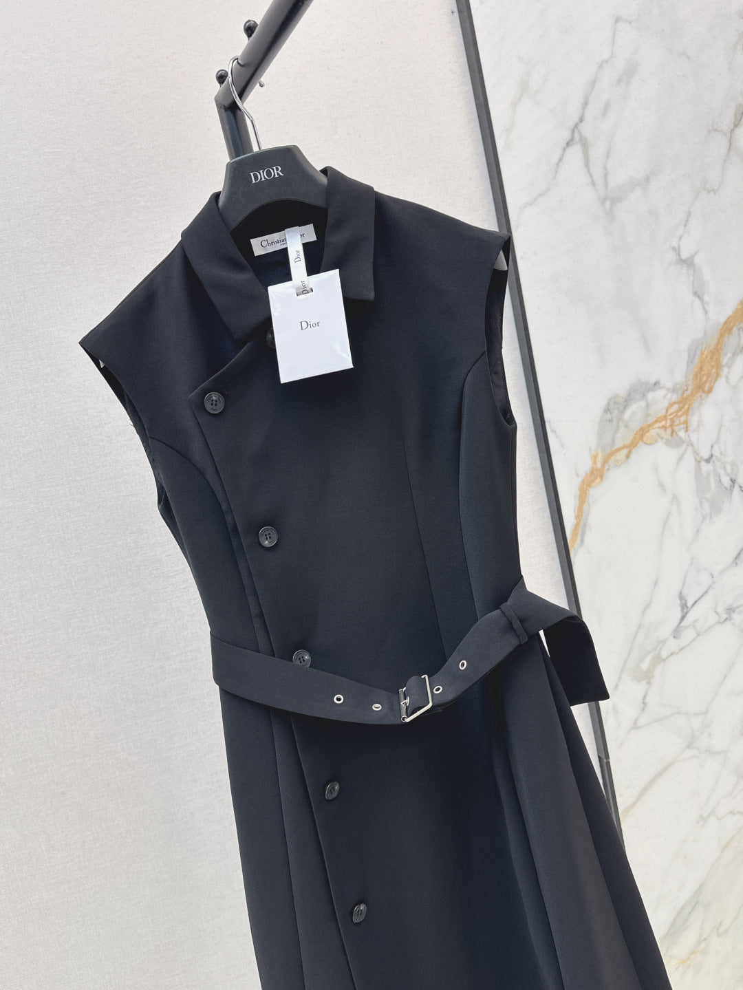 CD 25fw sleeveless dress