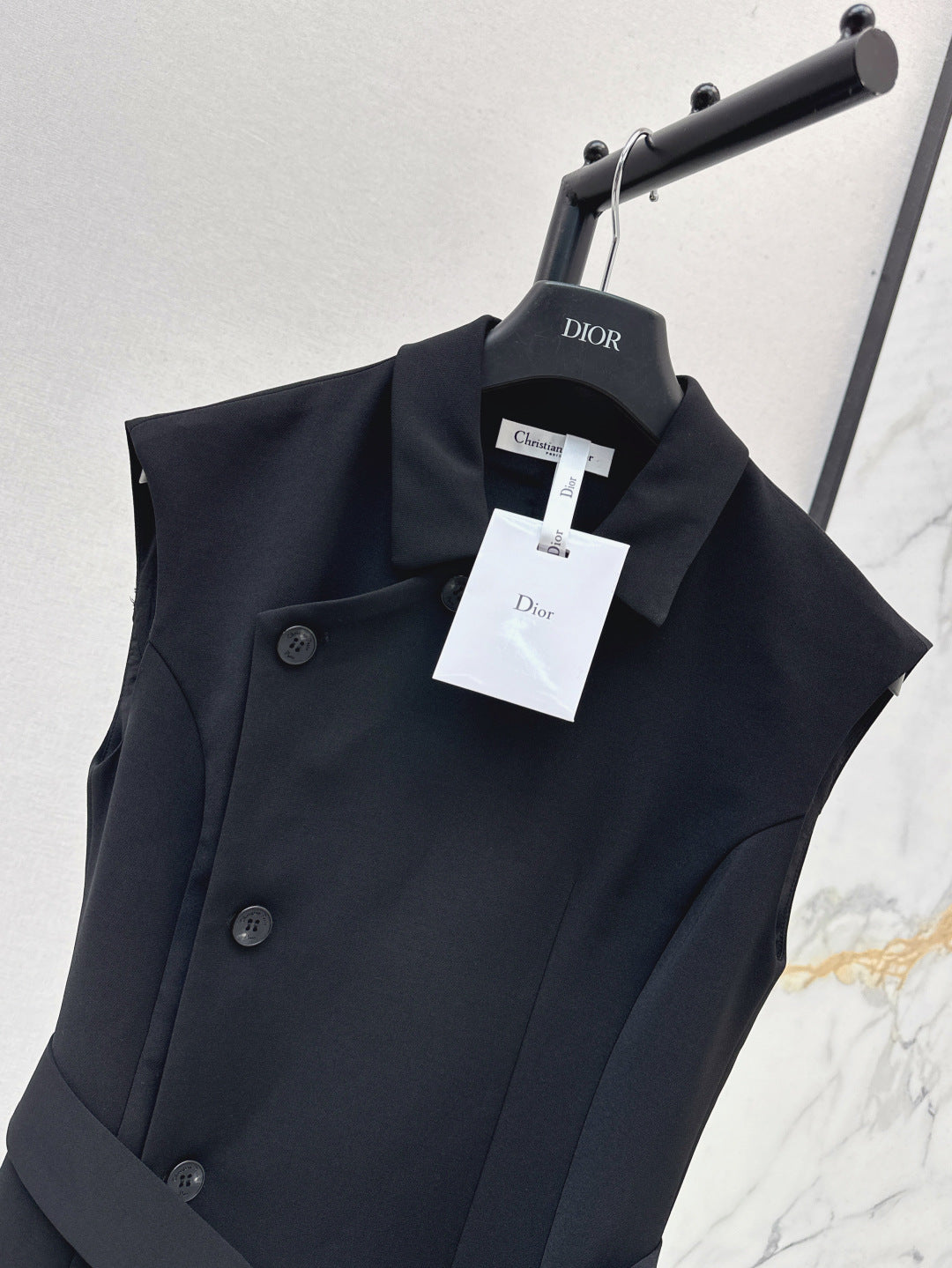 CD 25fw sleeveless dress