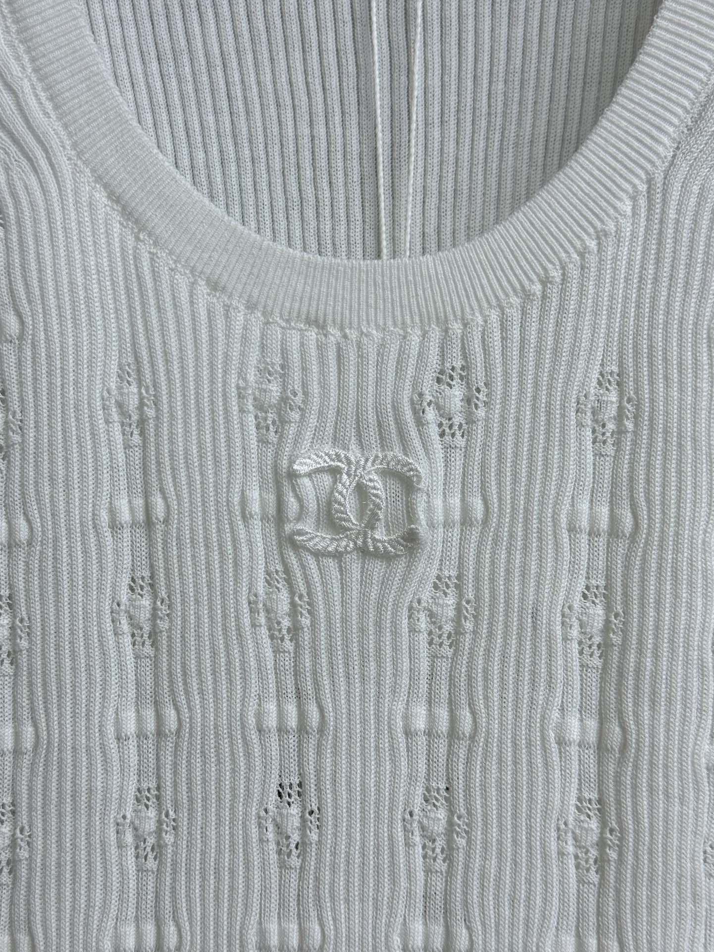 Chan 24ss knit vest