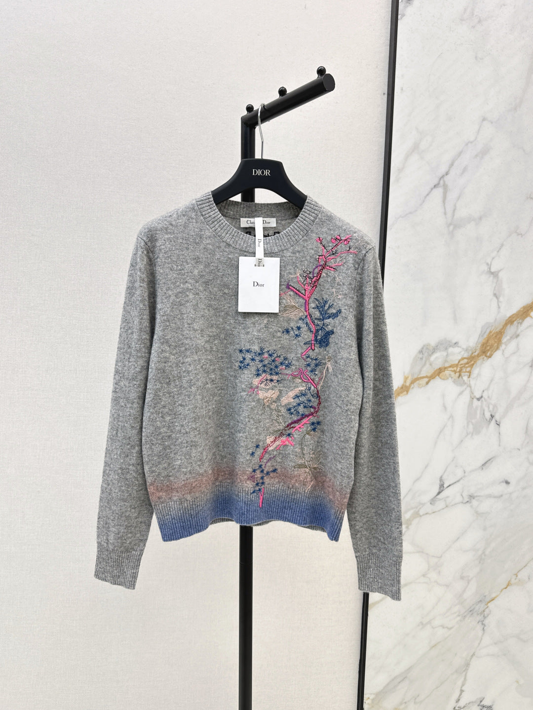 CD 25FW embroidered sweater