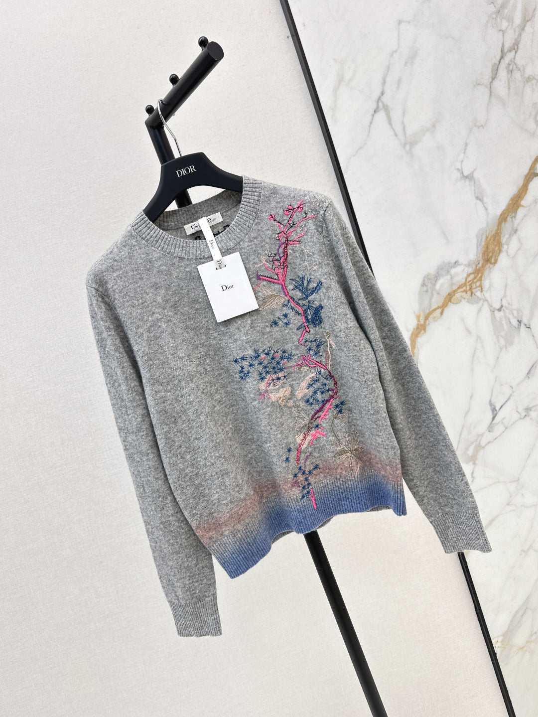 CD 25FW embroidered sweater