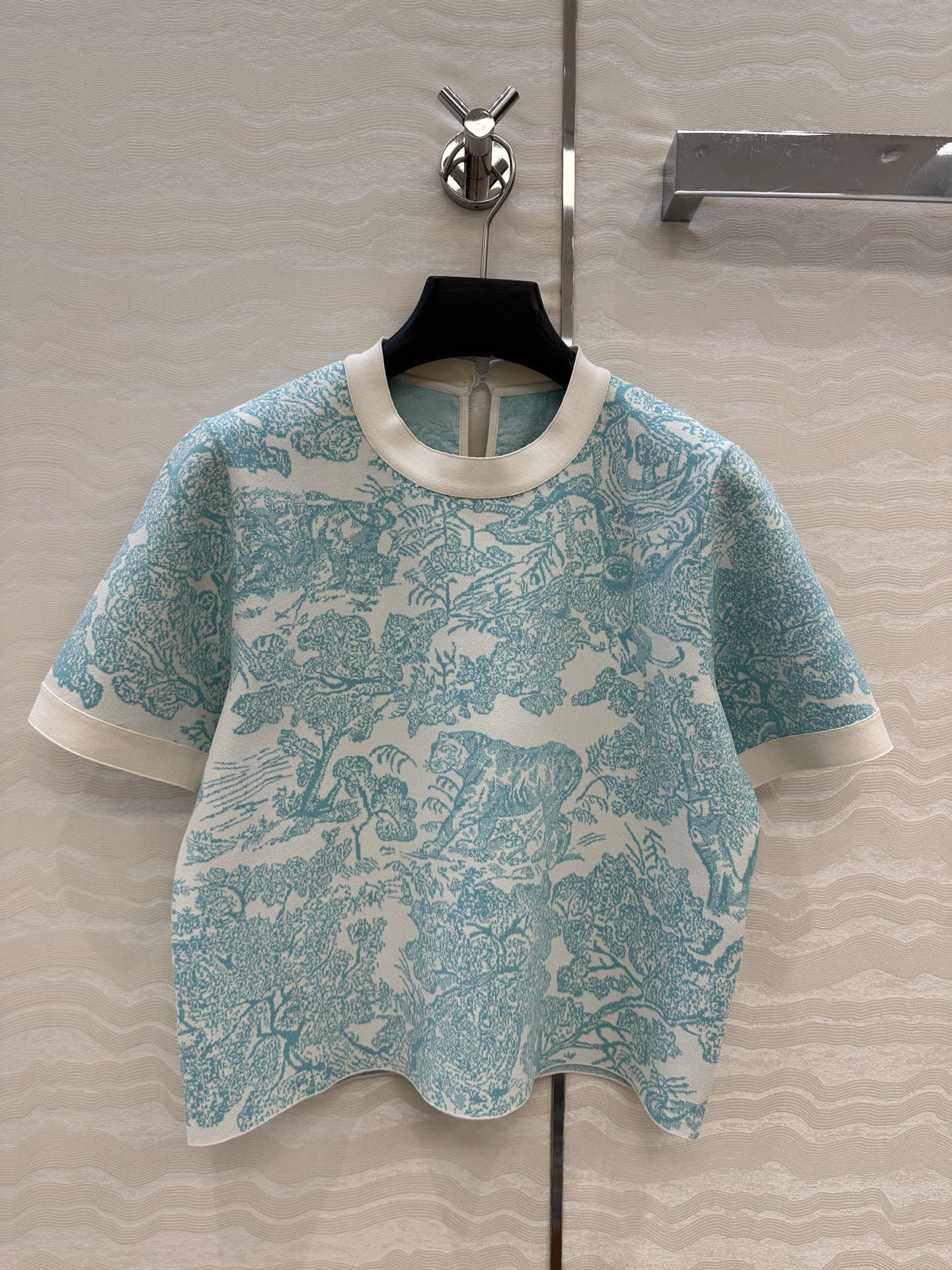 CD 25ss miss D knit shirt