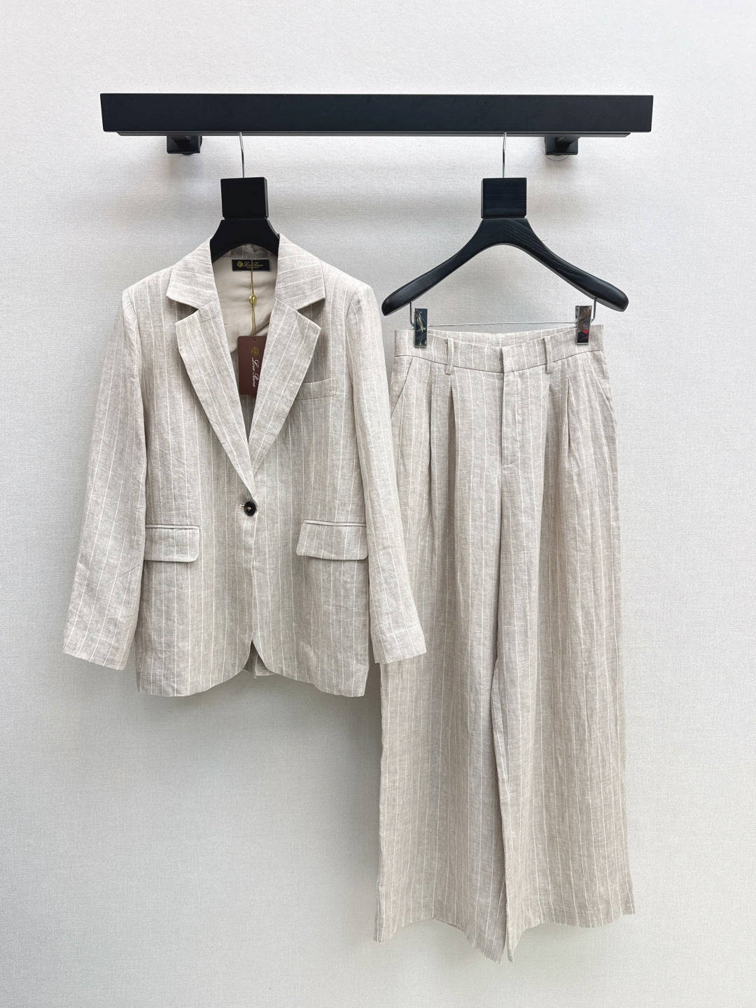Loro 25fw linen suit