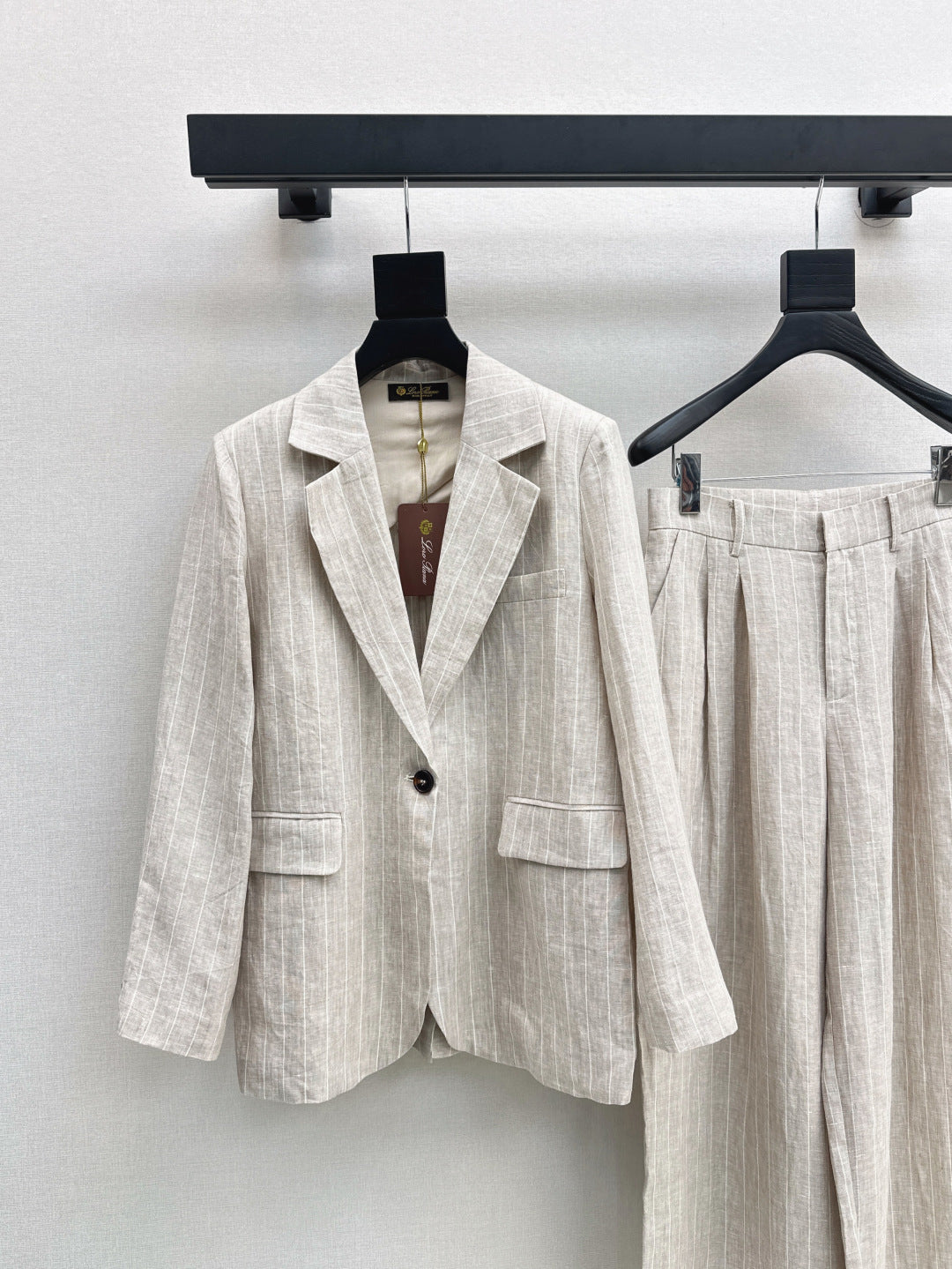 Loro 25fw linen suit