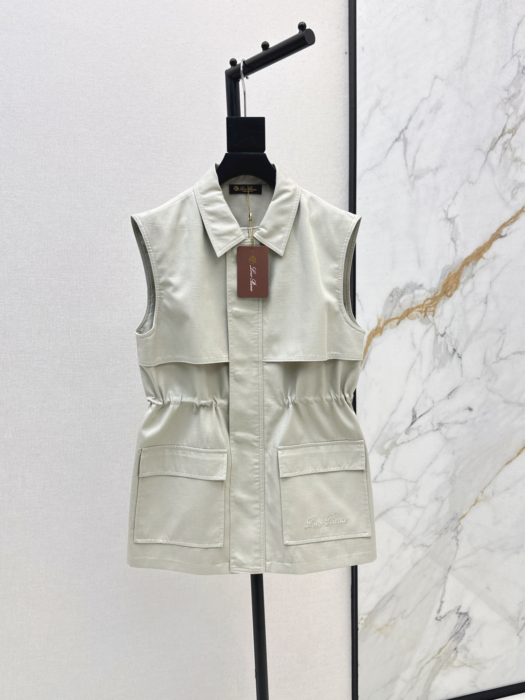 Loro 25fw vest