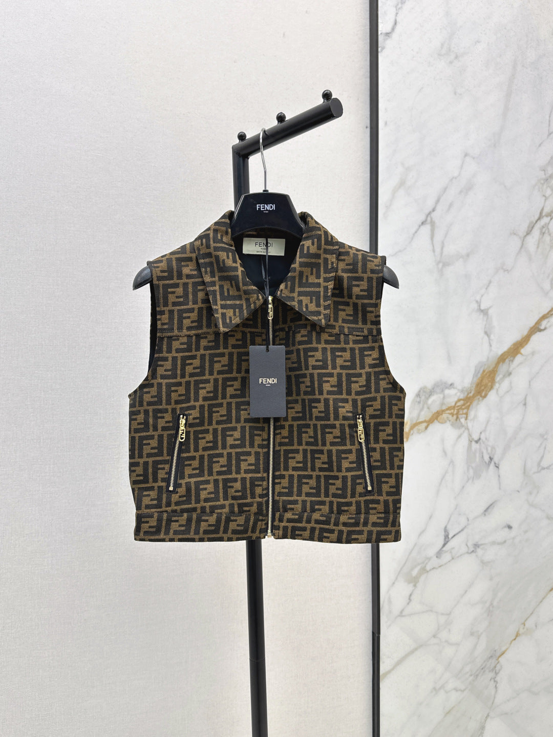 Fend 25ss jacquard vest