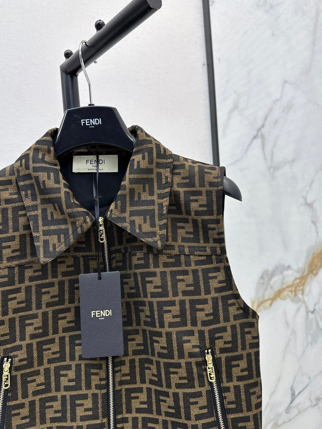 Fend 25ss jacquard vest