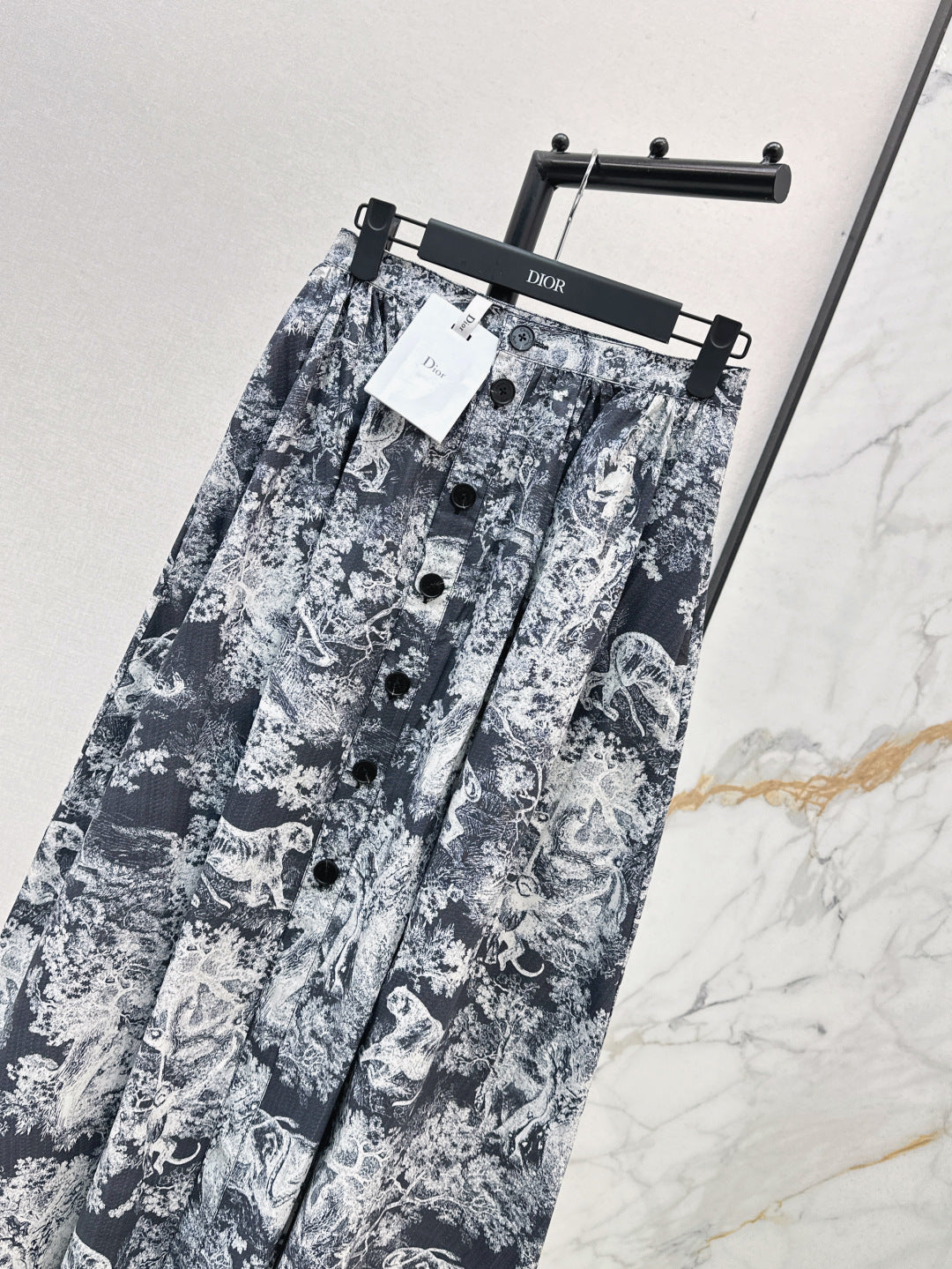 CD 25ss printed skirt