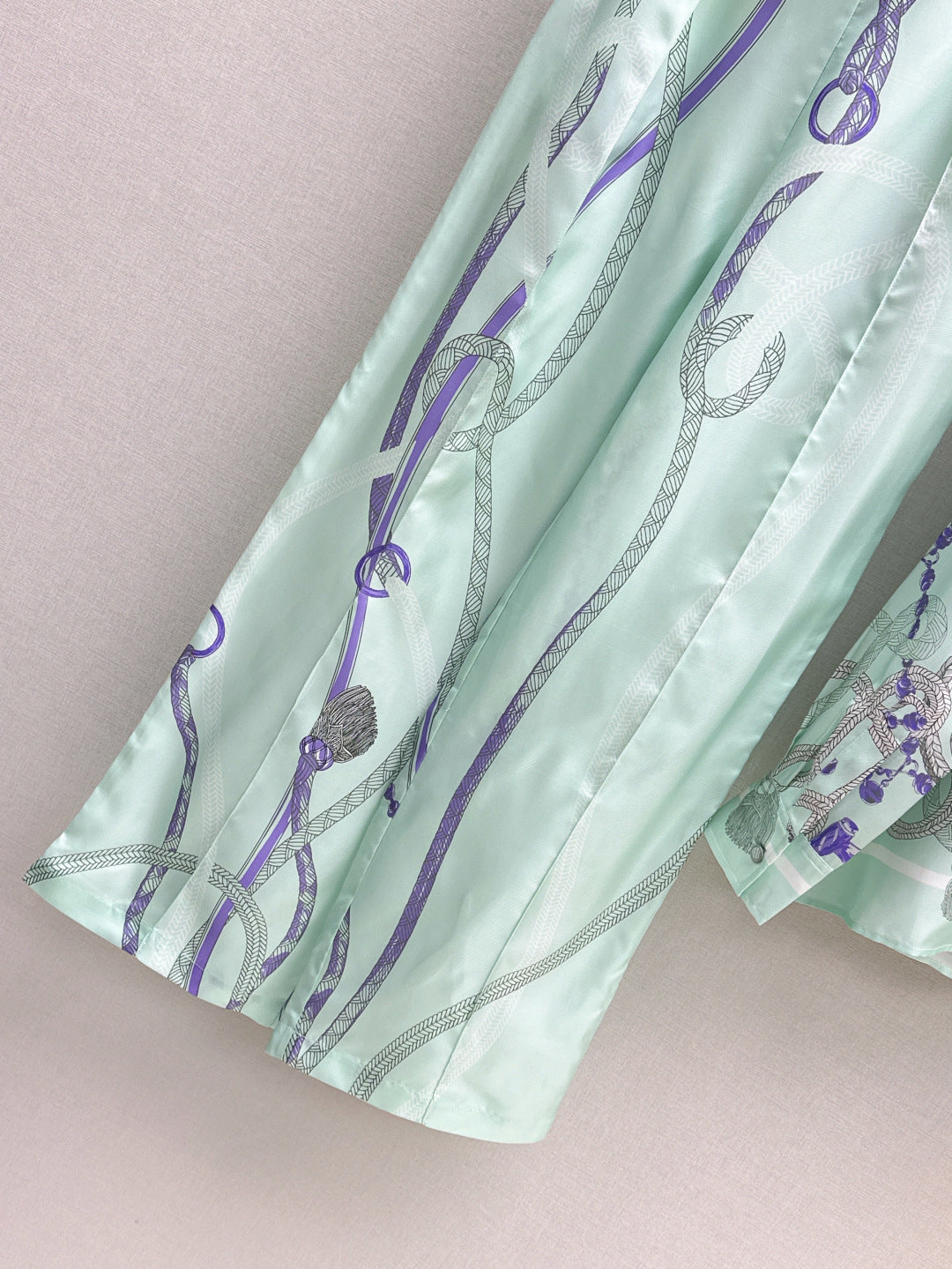 Herm 25fw silk pants