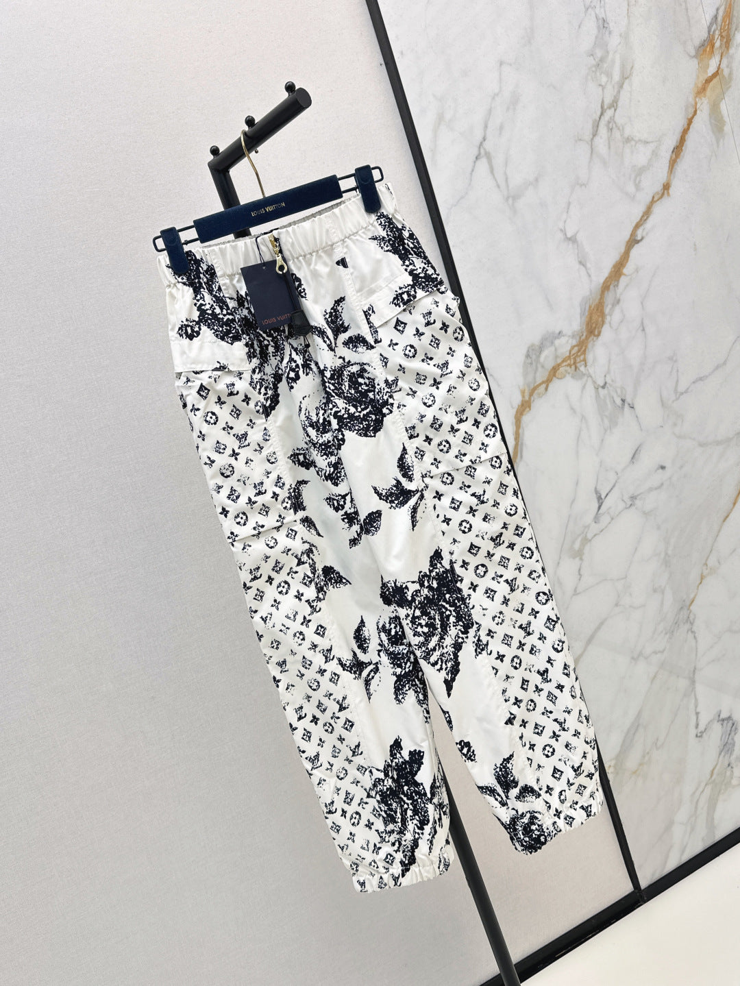 Louis 25fw printed pants