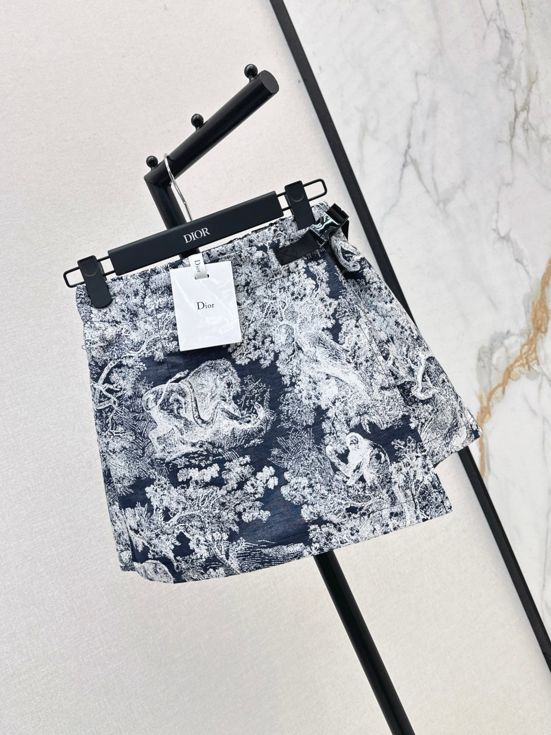 CD 25fw jacquard short