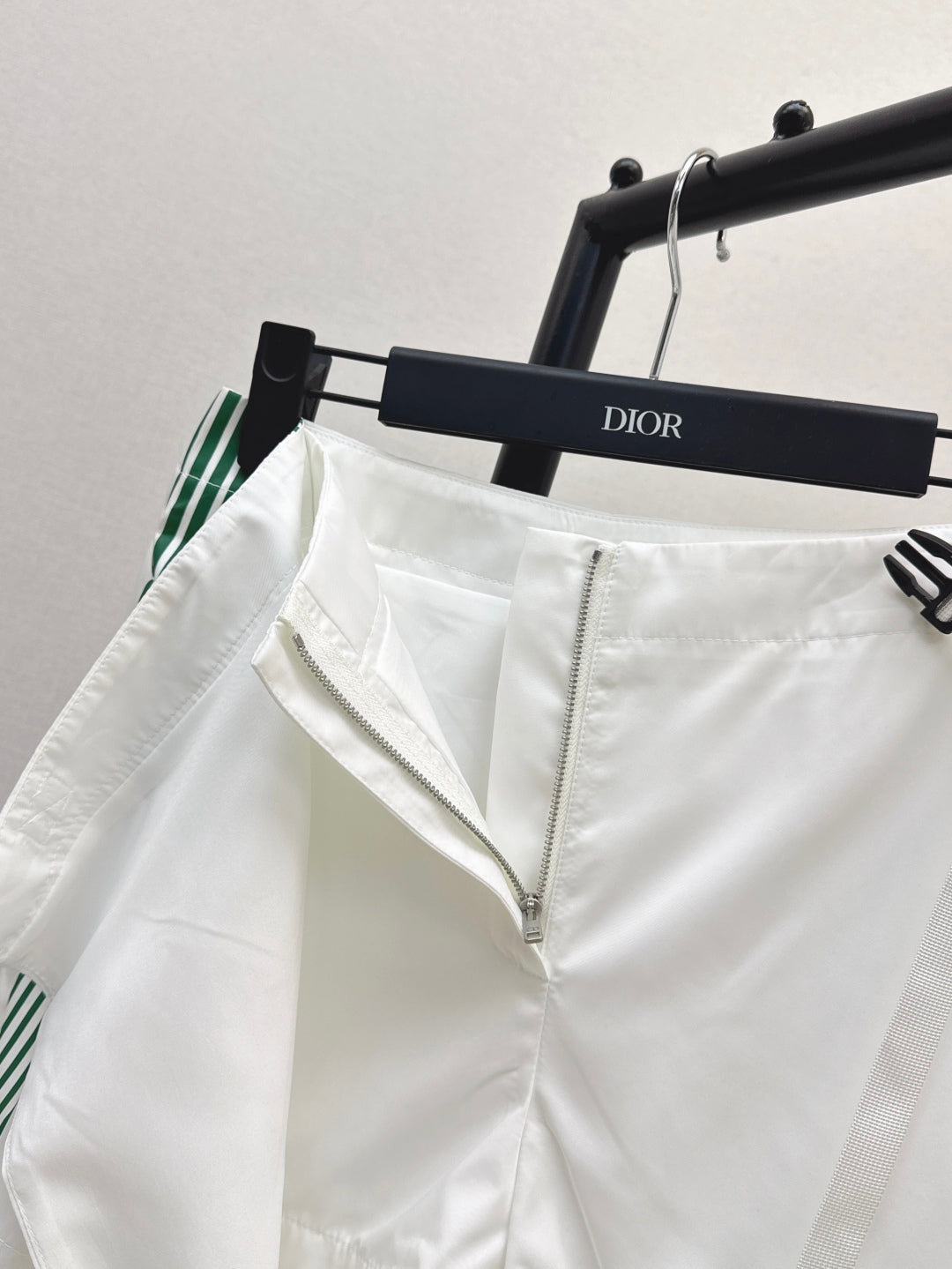 CD 25ss short