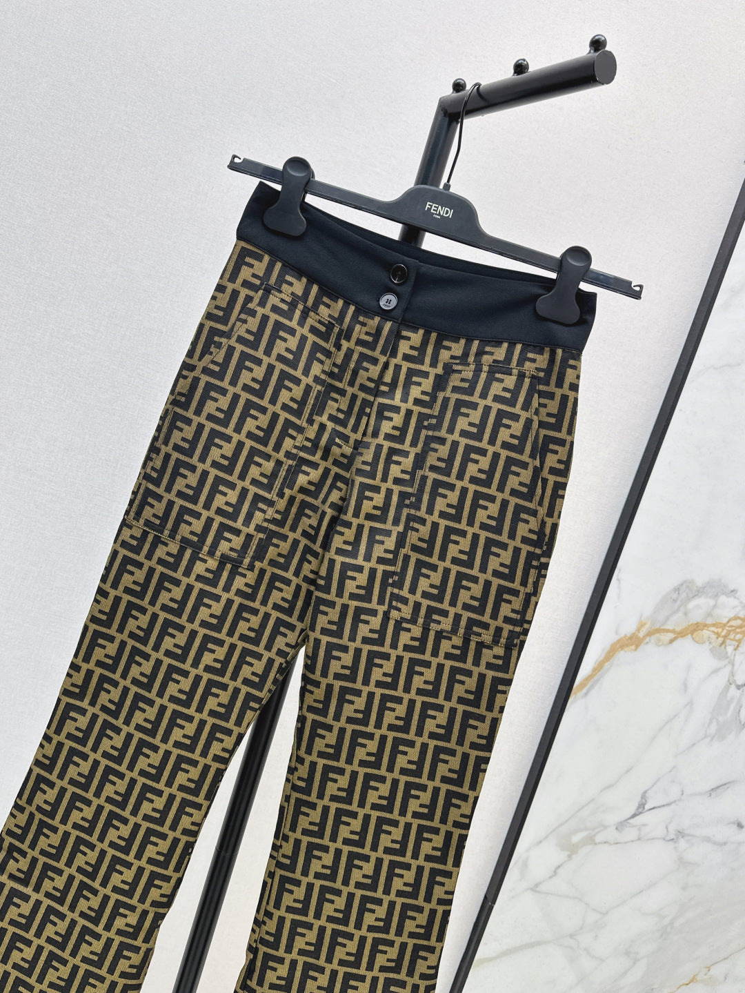 Fend 25fw jacquard pants