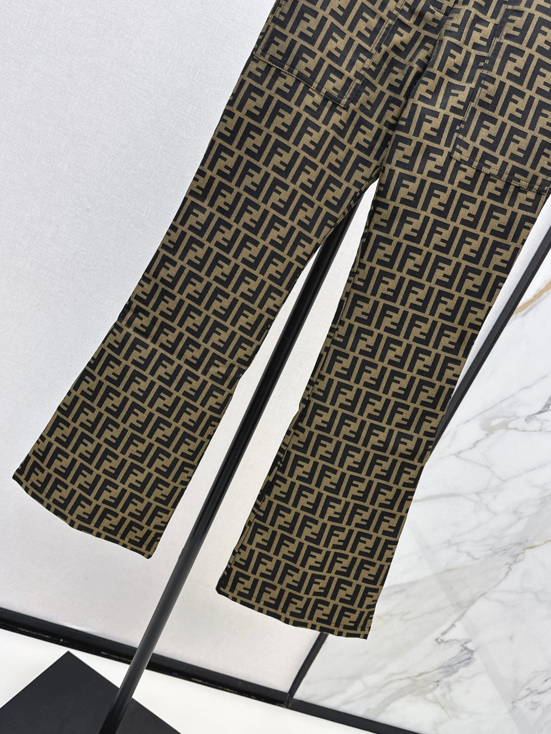 Fend 25fw jacquard pants