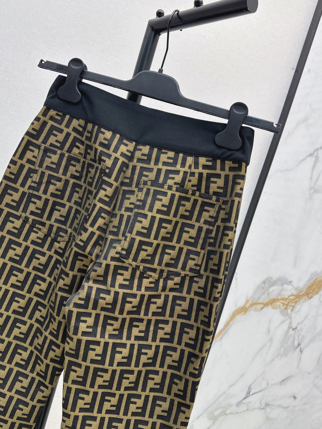 Fend 25fw jacquard pants