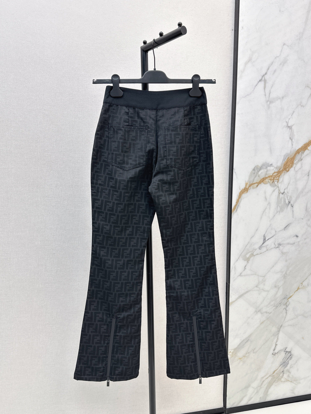 Fend 25fw jacquard pants