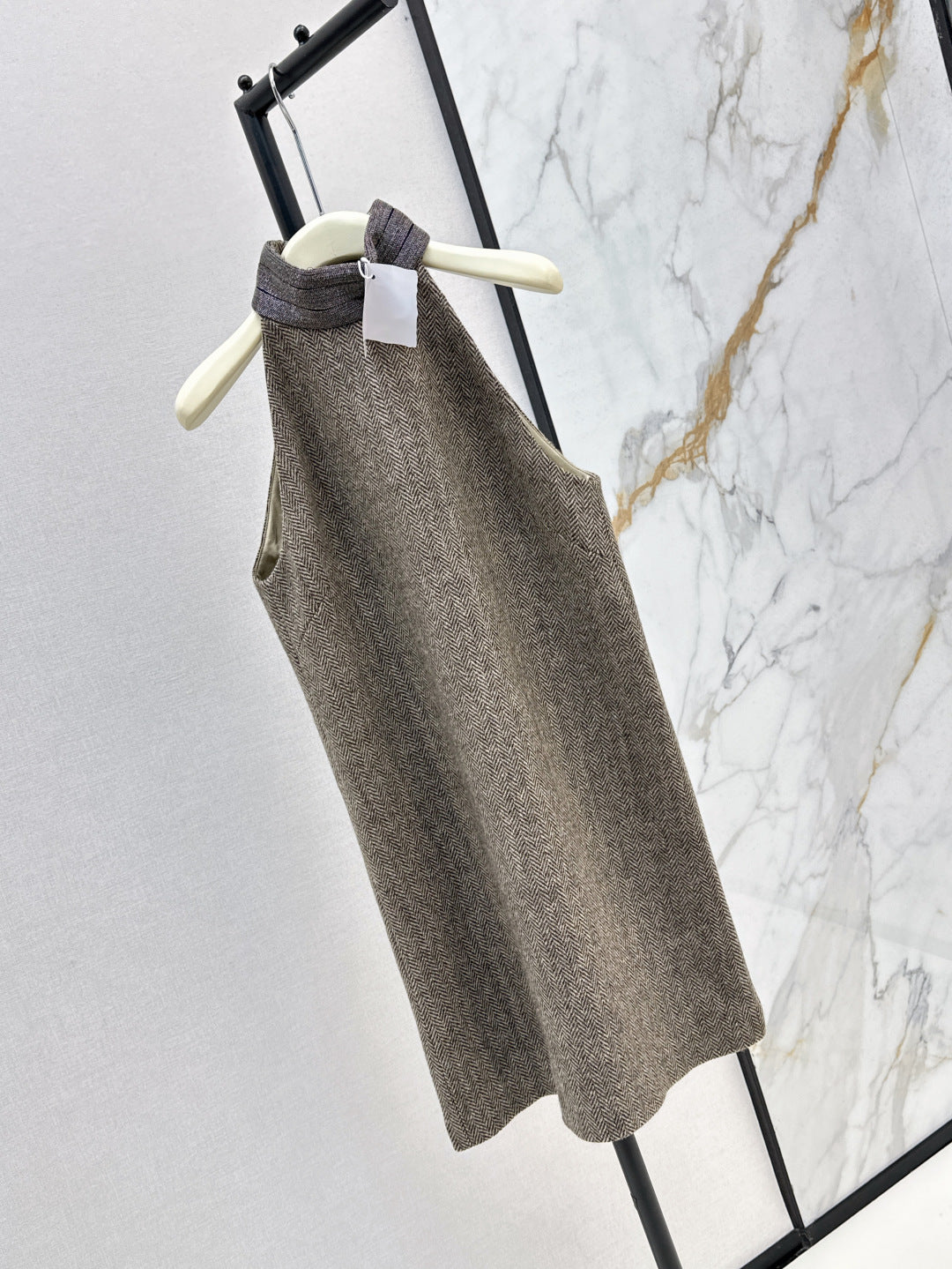 brune 25fw sleeveless dress