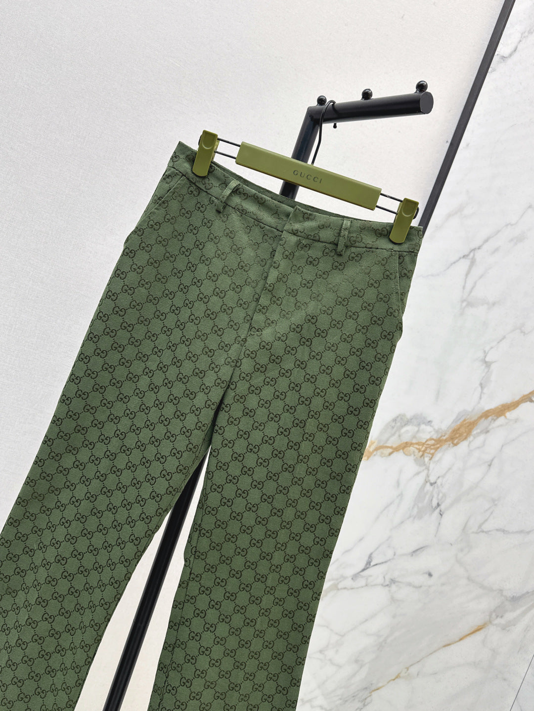 Guc 25fw jacquard pants
