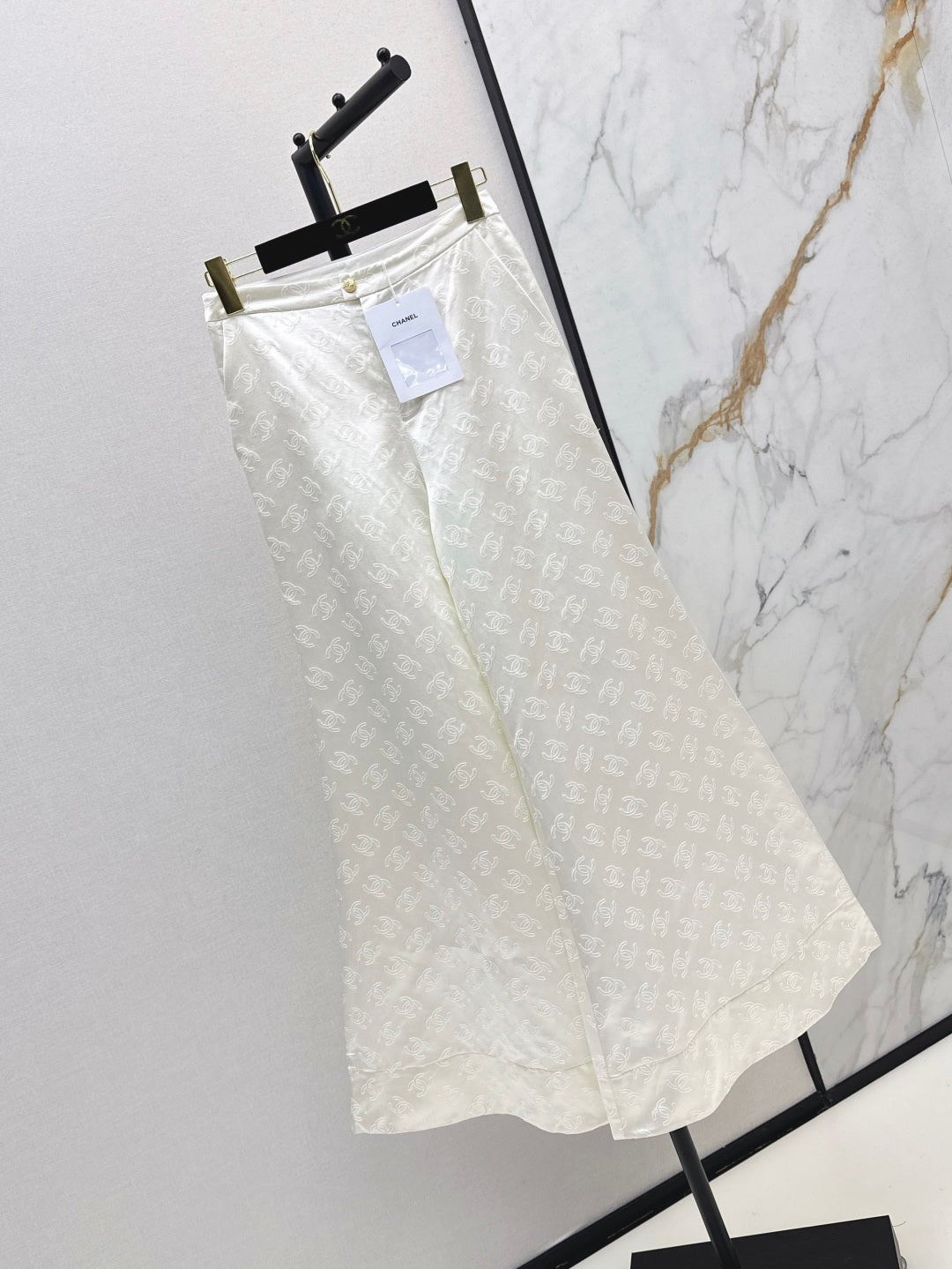 Chan 25fw silk bell bottom