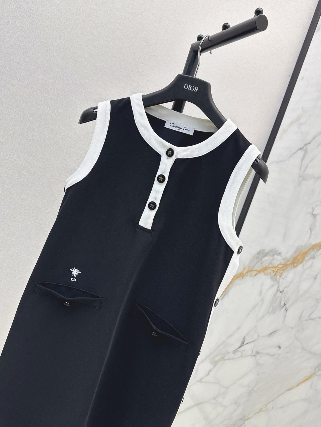 CD 25ss sleeveless dress