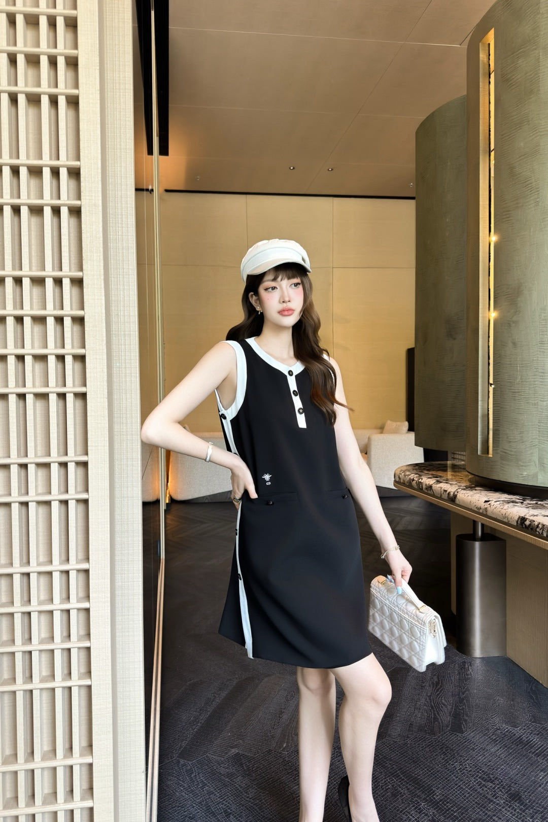 CD 25ss sleeveless dress