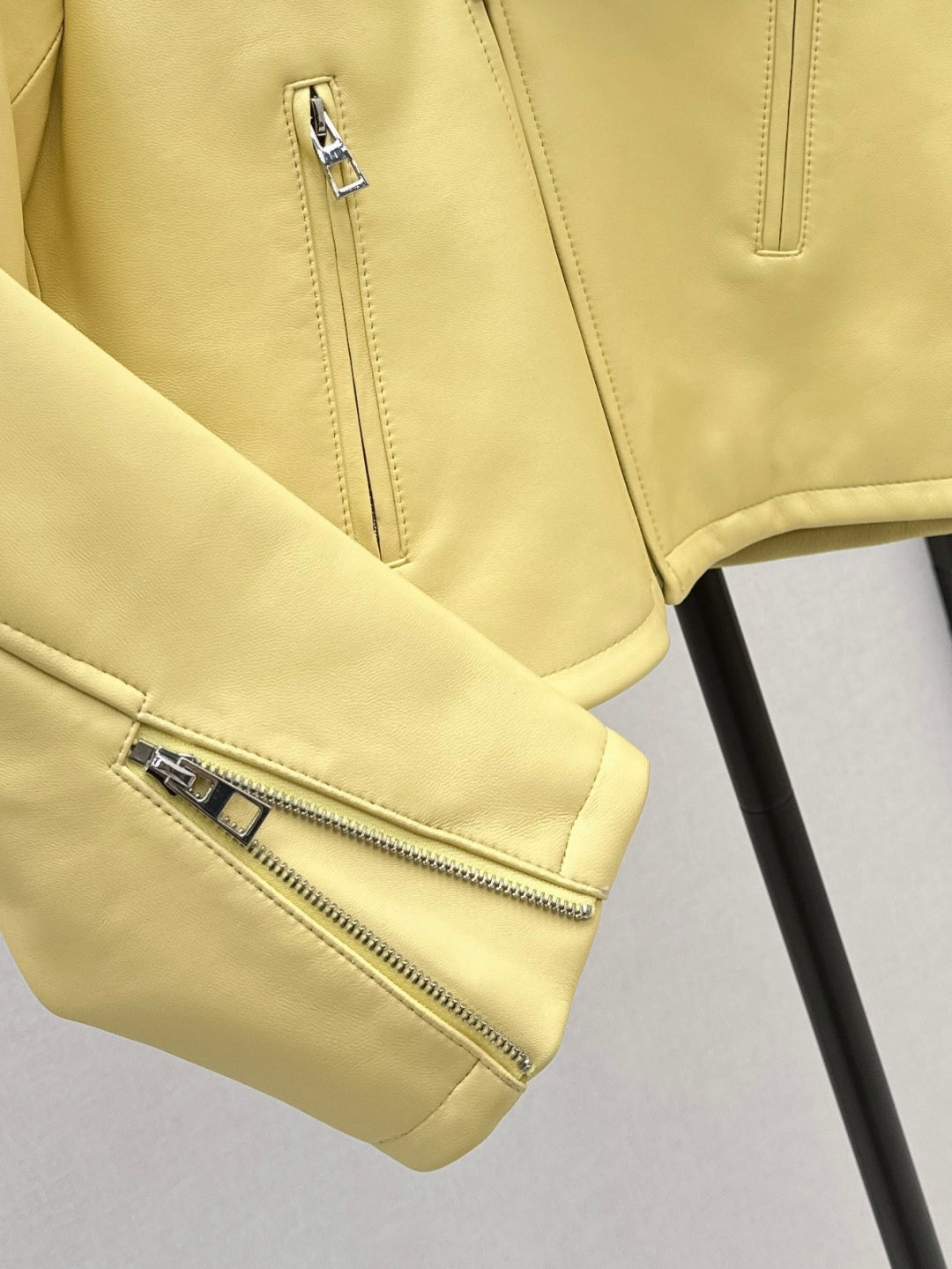 Loe 25fw leather jacket