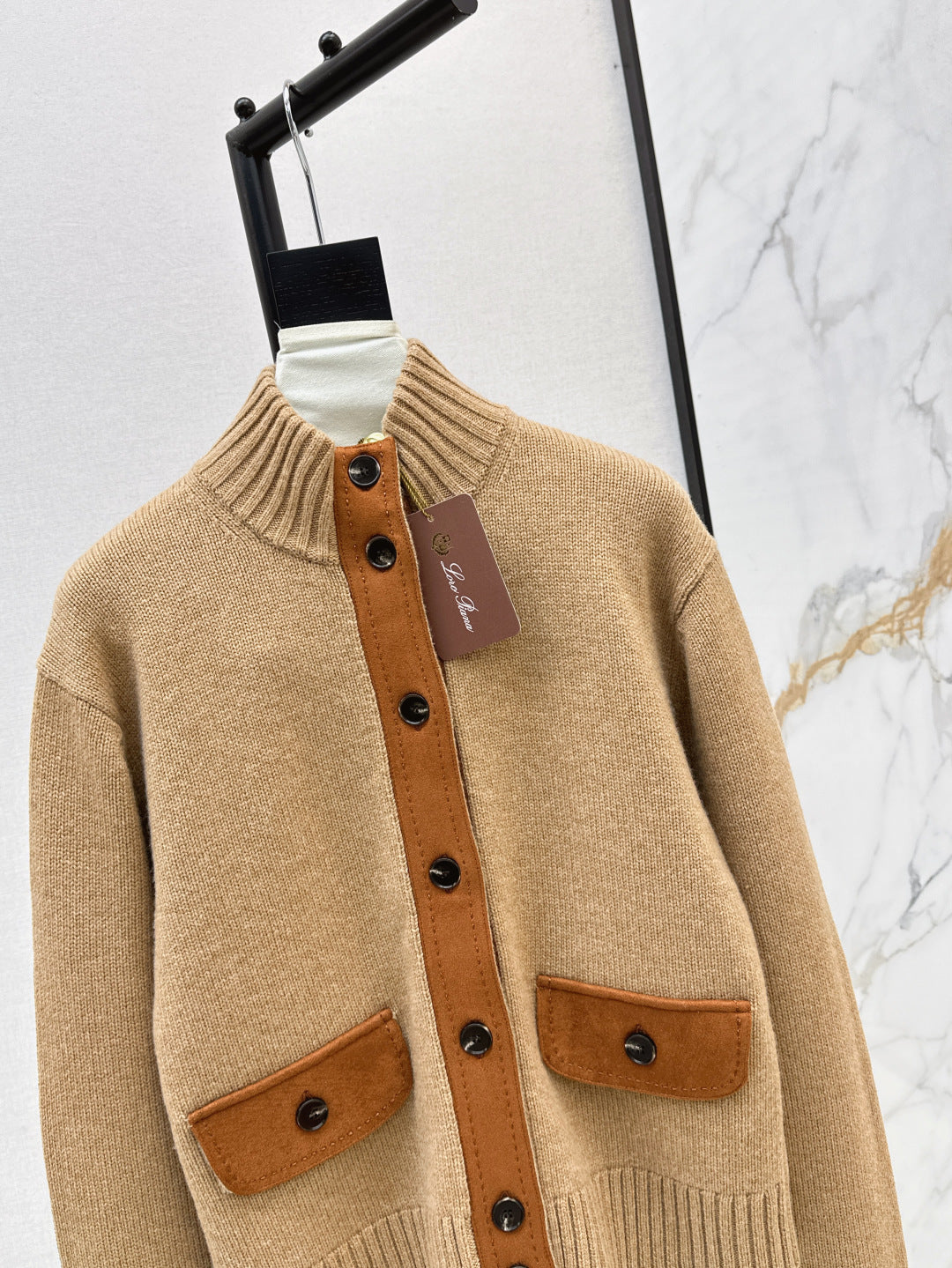 Loro 25fw cashmere cardigan