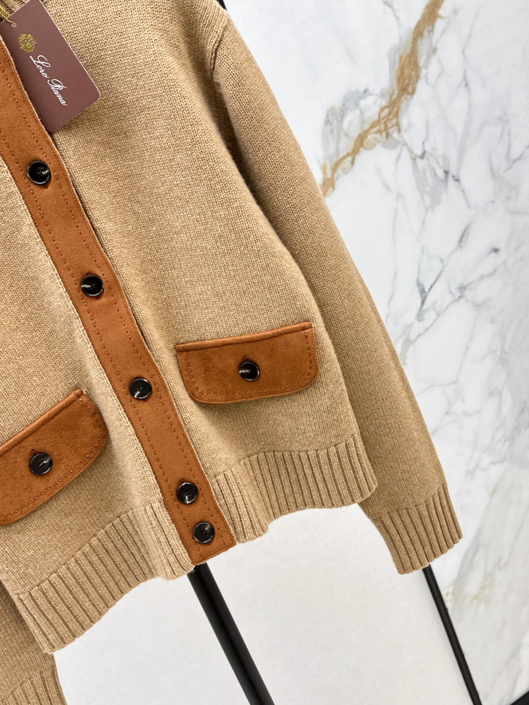 Loro 25fw cashmere cardigan