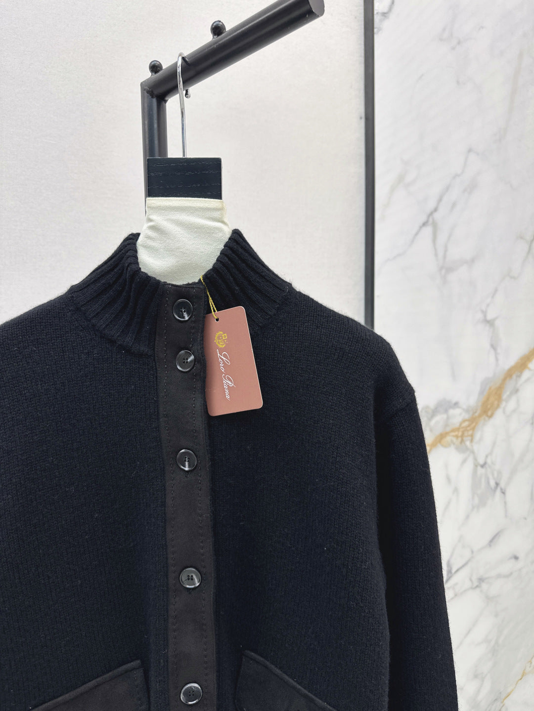 Loro 25fw cashmere cardigan