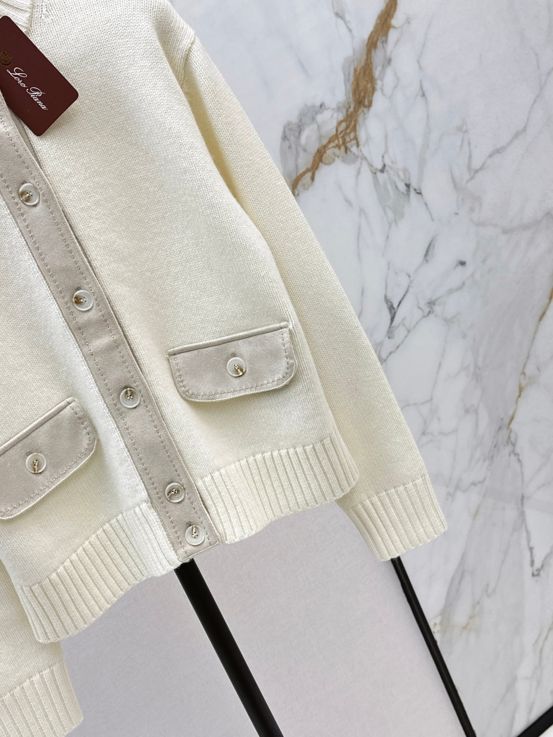 Loro 25fw cashmere cardigan