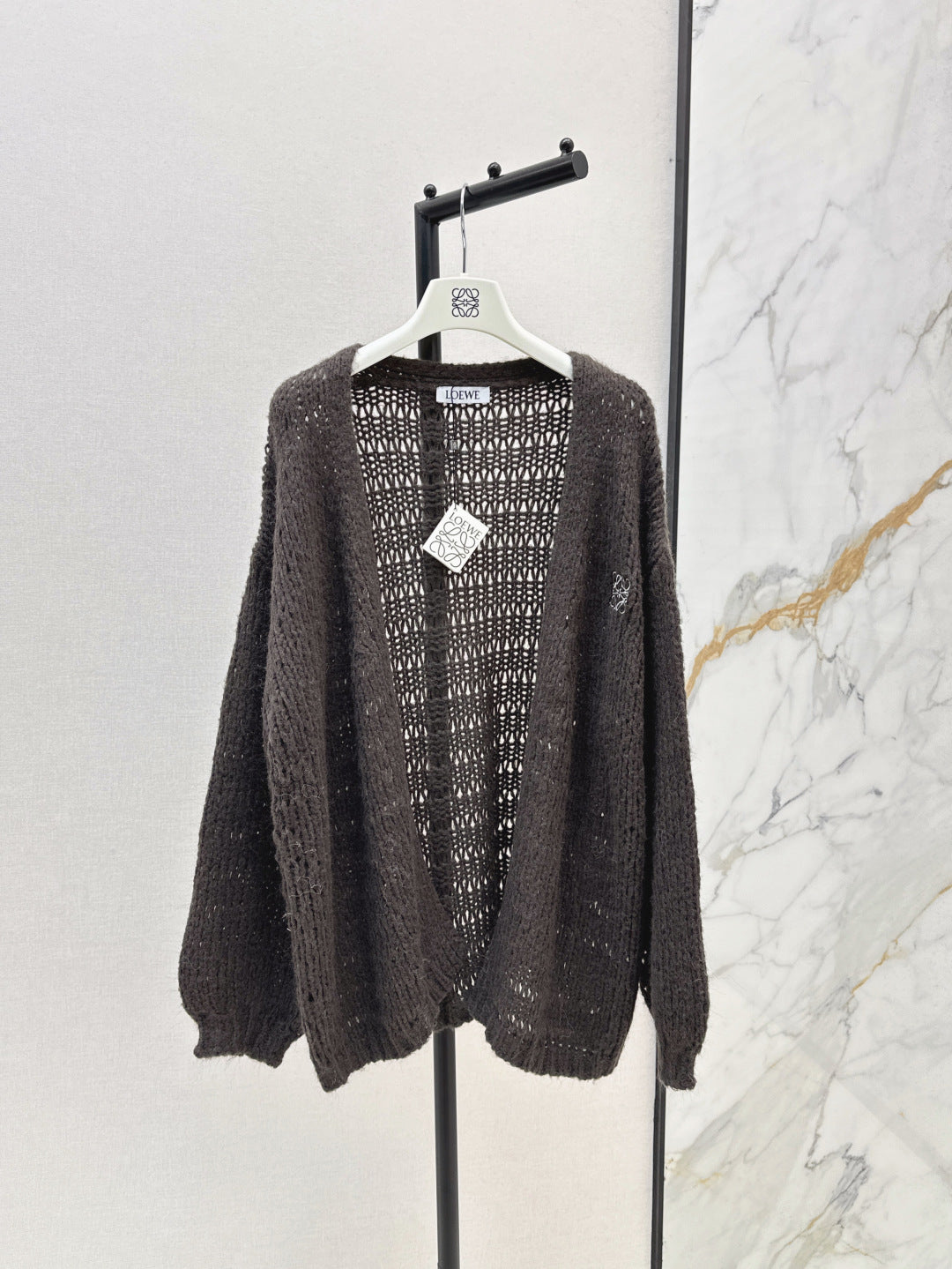 Loe 25fw embroidered cardigan