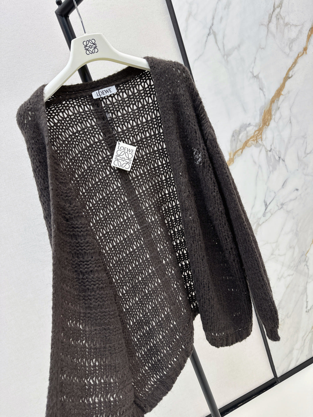 Loe 25fw embroidered cardigan