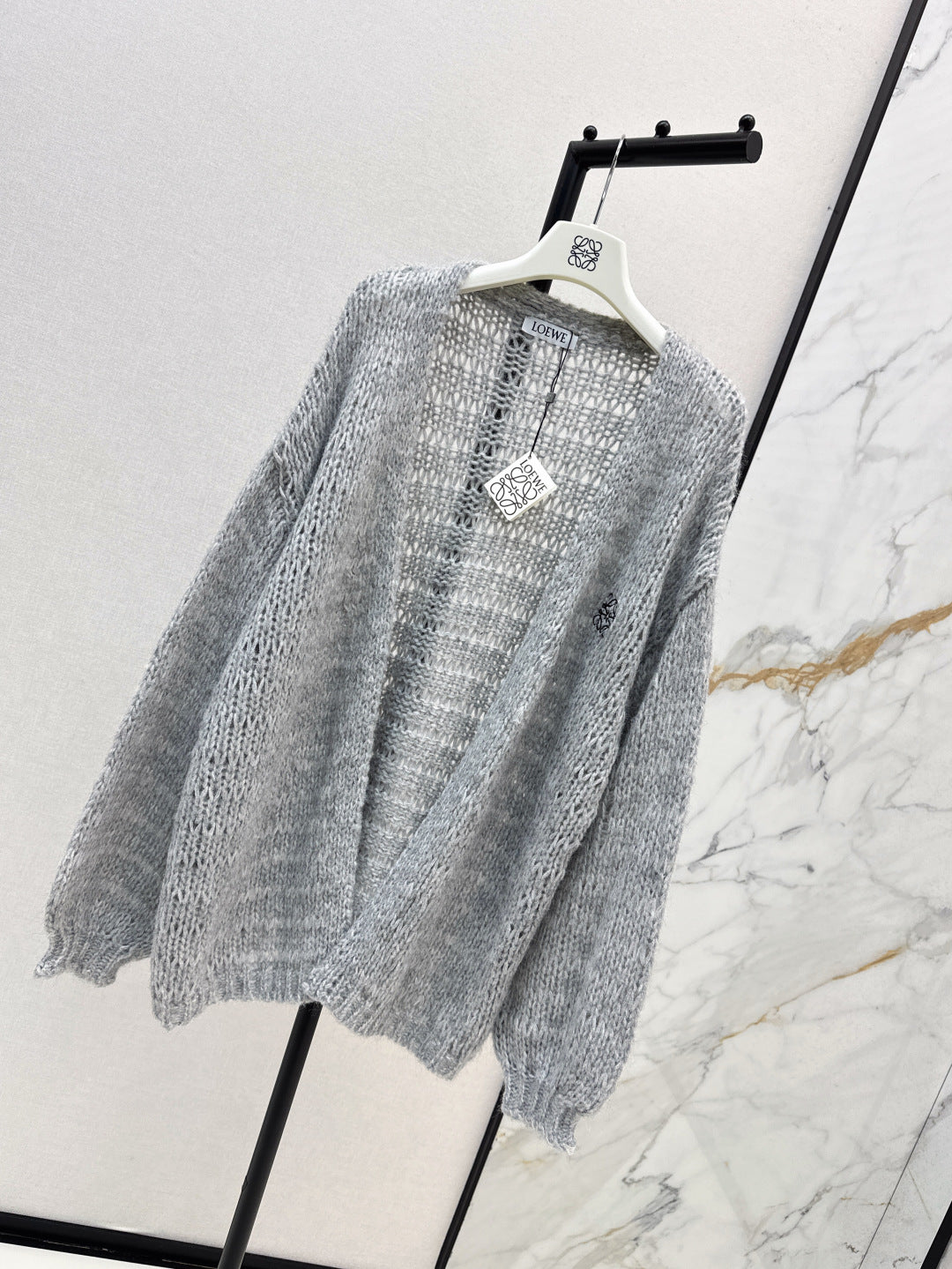 Loe 25fw embroidered cardigan