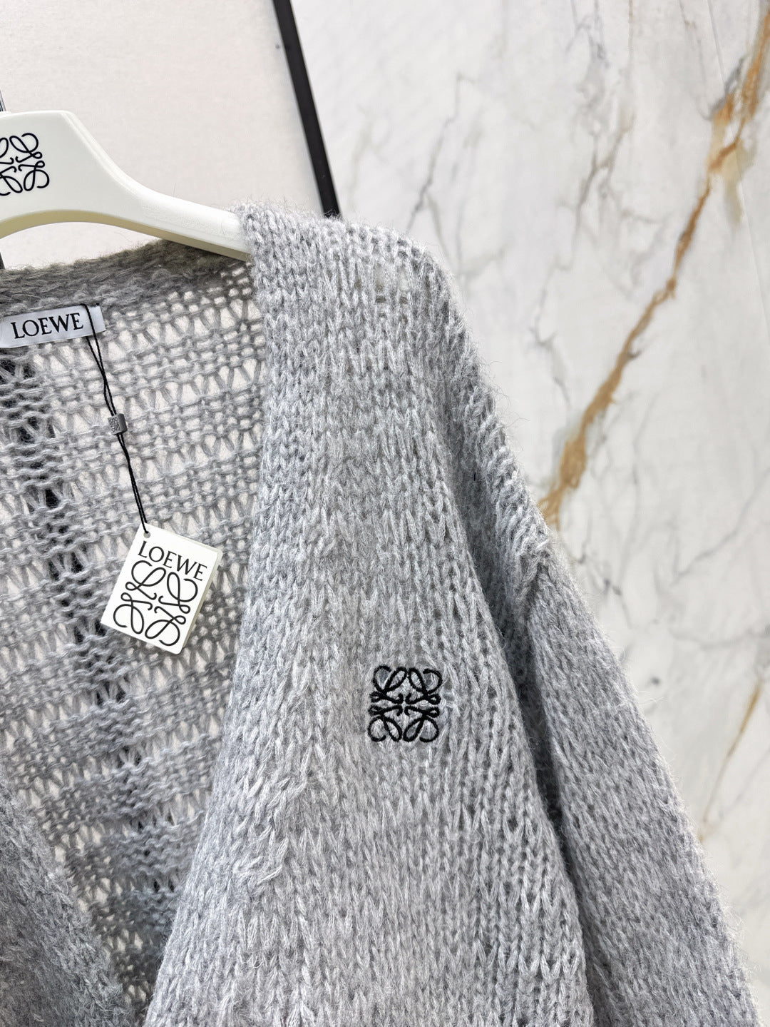Loe 25fw embroidered cardigan