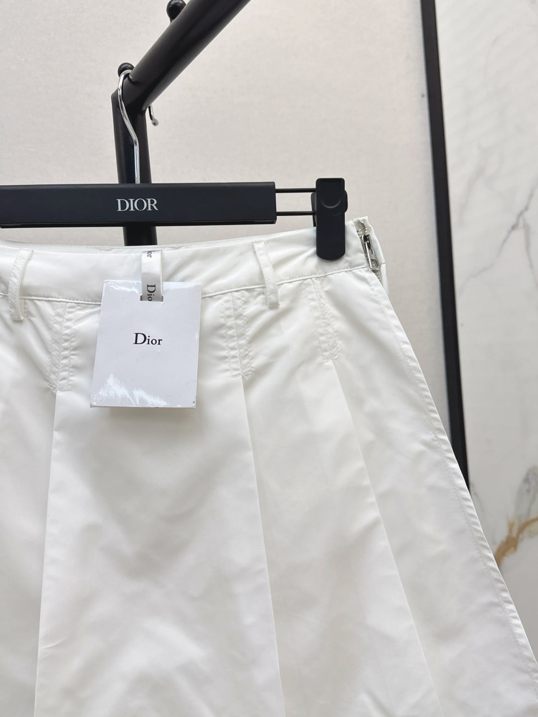 CD 25ss pleated skort