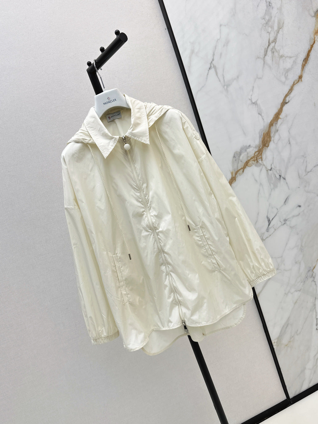 Monc 25fw hooded jacket