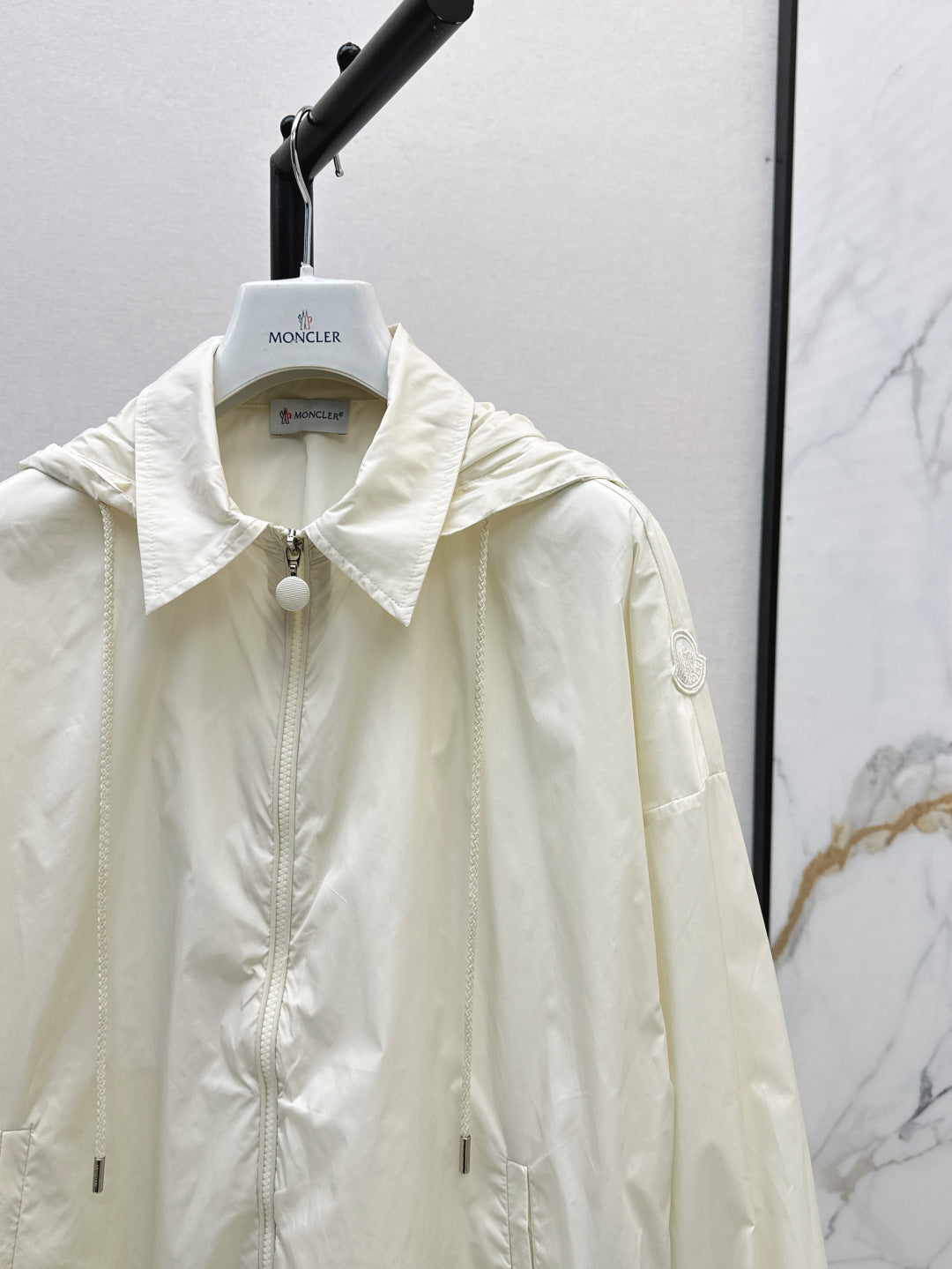 Monc 25fw hooded jacket