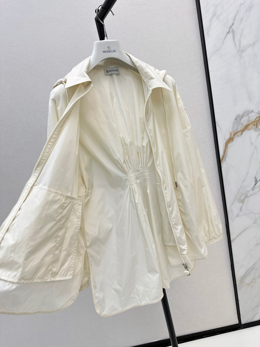Monc 25fw hooded jacket