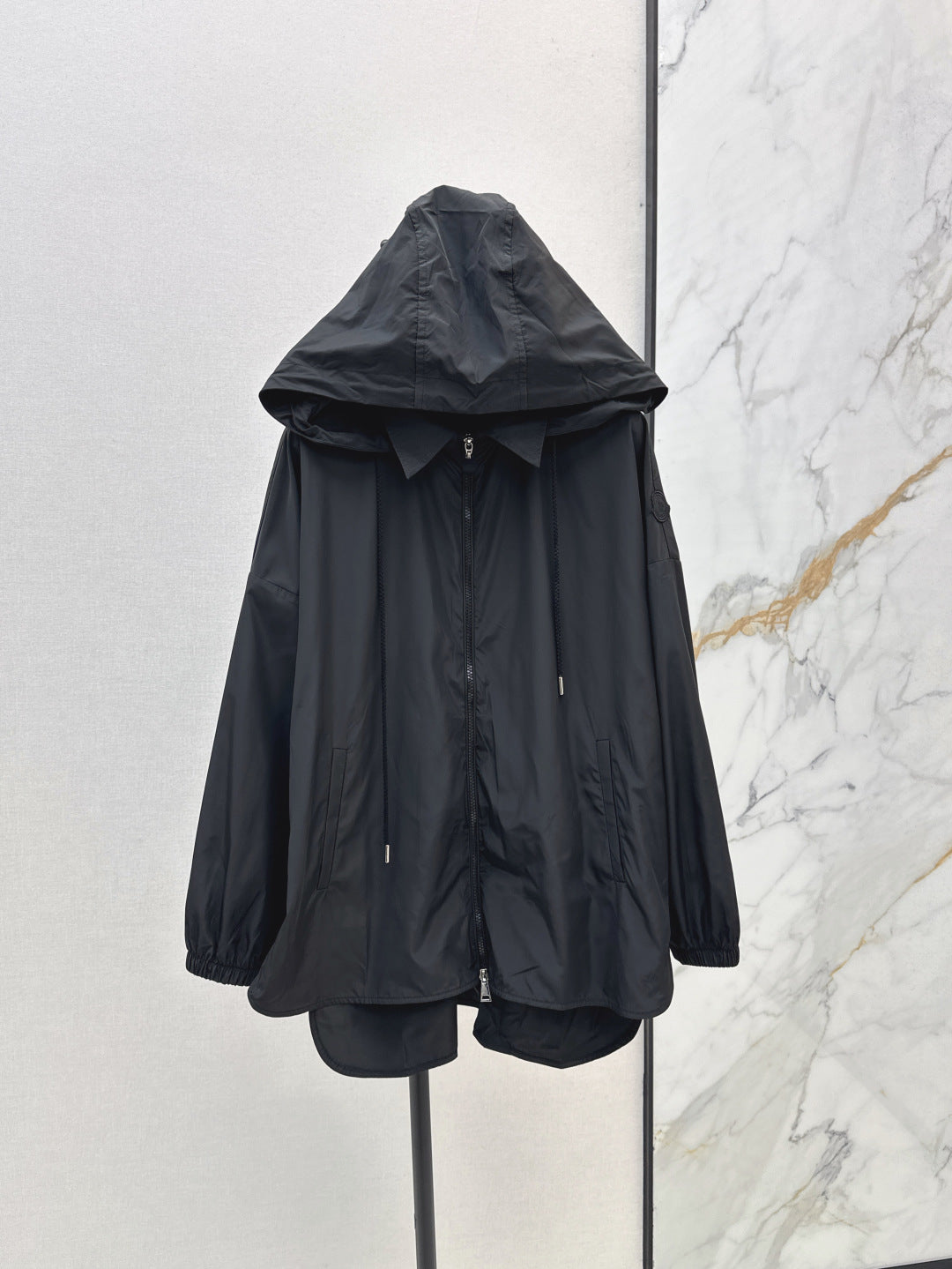 Monc 25fw hooded jacket