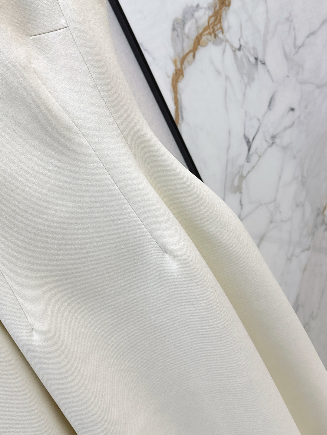 CD 25fw sleeveless dress