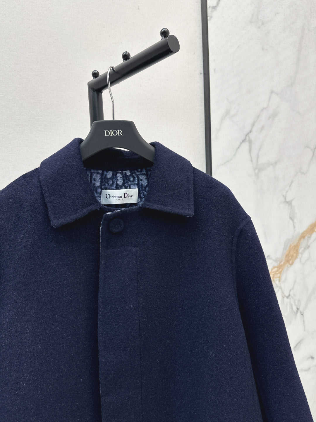 CD 25fw reversible coat