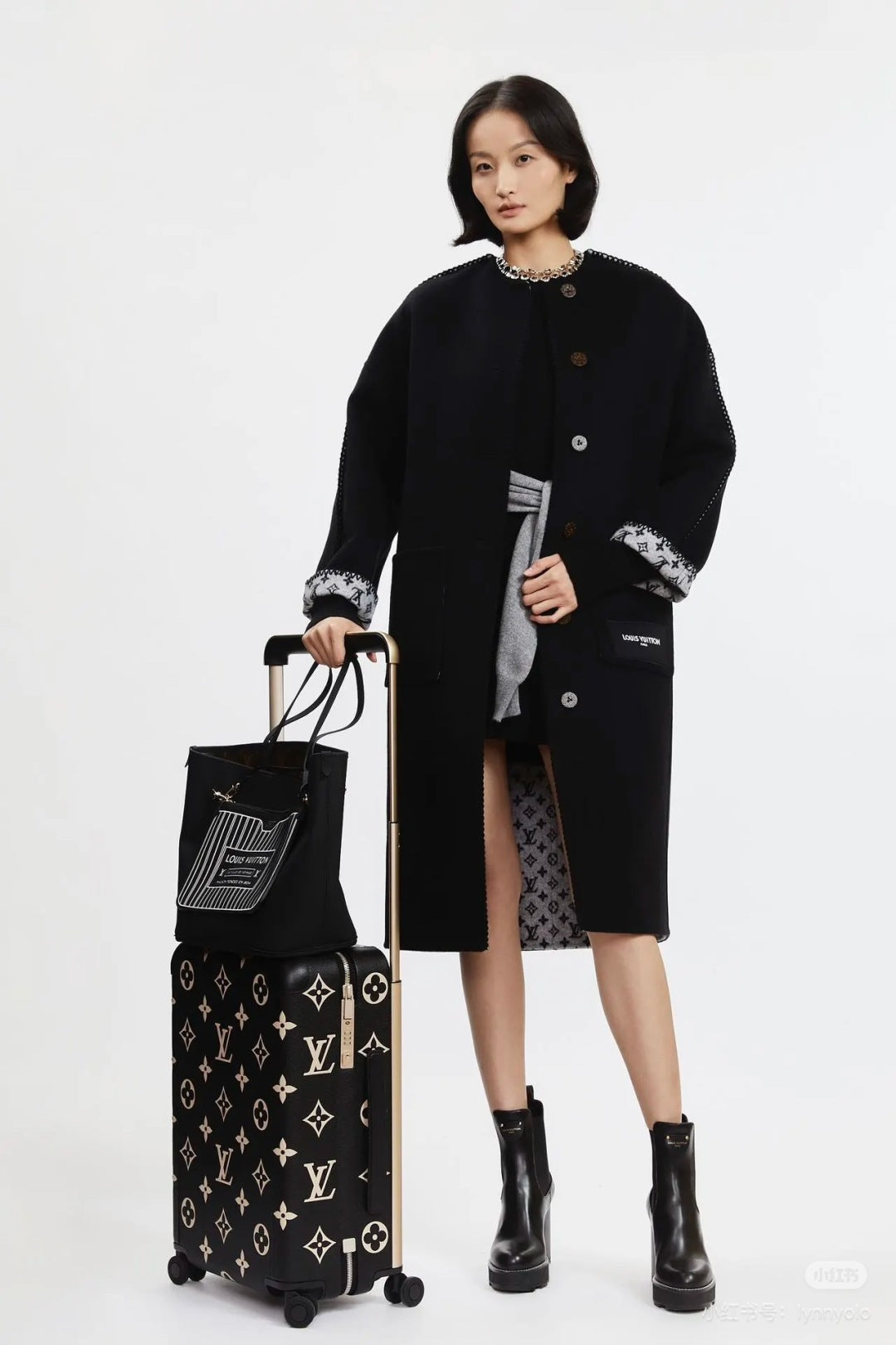 Louis 25fw reversible coat