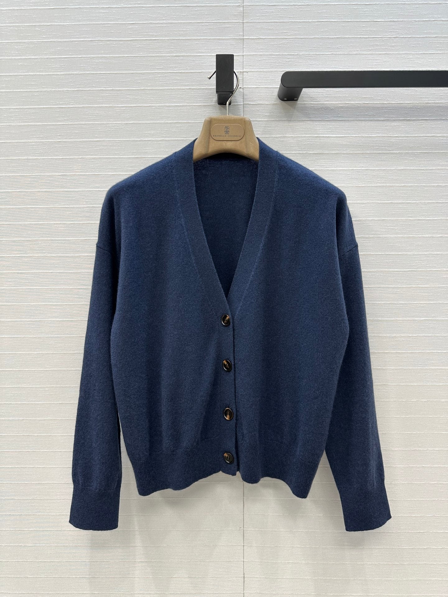 Brune 25fw cashmere cardigan