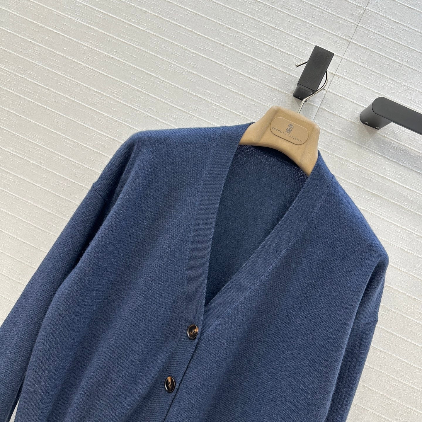 Brune 25fw cashmere cardigan
