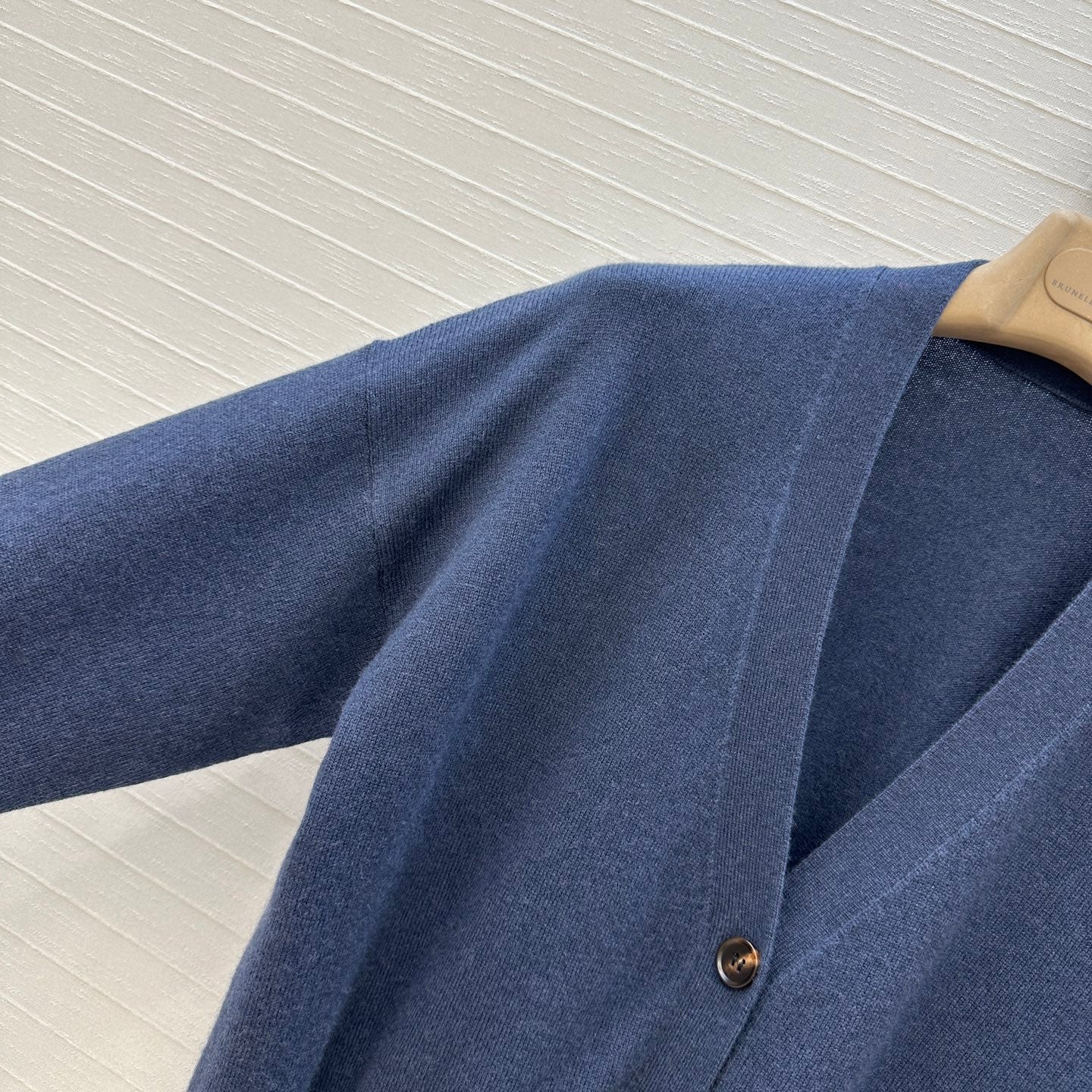Brune 25fw cashmere cardigan