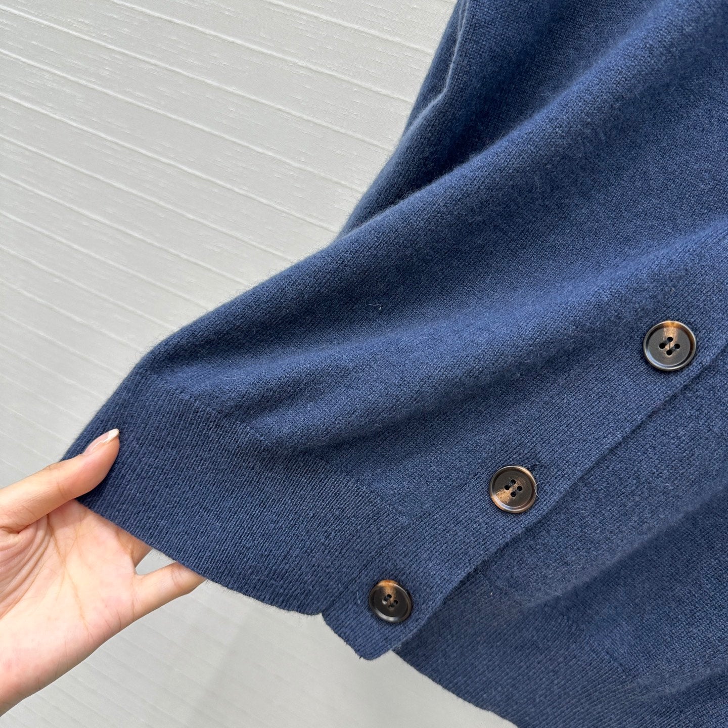 Brune 25fw cashmere cardigan