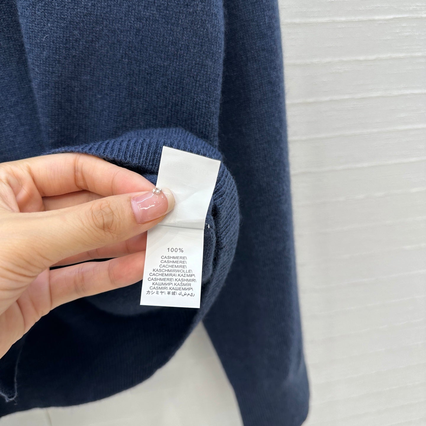 Brune 25fw cashmere cardigan